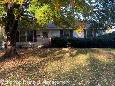 Main picture of 411 Leyton Ave