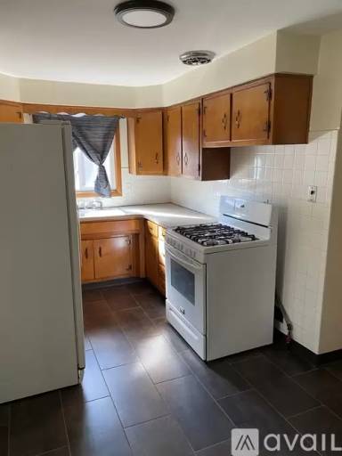Main picture of 2041 Abbott Rd