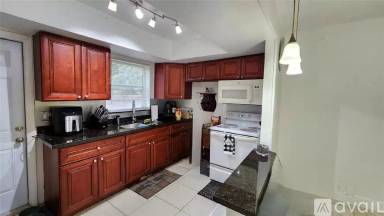 Main picture of 4290 NW 21st Ave