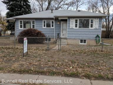 Main picture of 2701 S Pearl St