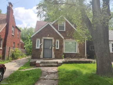 Main picture of 15090 Whitcomb St