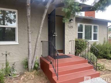 Main picture of 765 Chestnut St