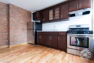 Main picture of 381 Berry St