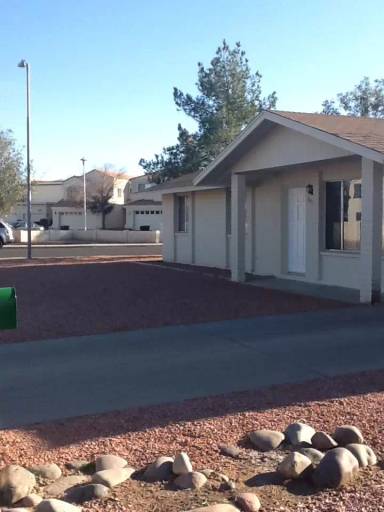 Main picture of 301 W Olive Ave