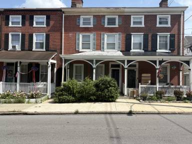 Main picture of 30 E Miner St