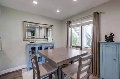 Main picture of 9392 Twin Trails Dr