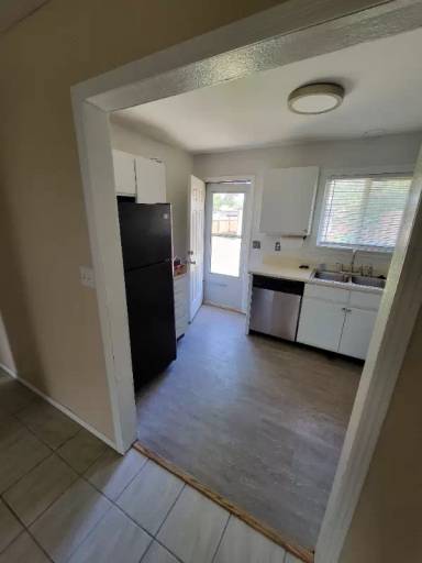 Main picture of 277 N Lincoln St