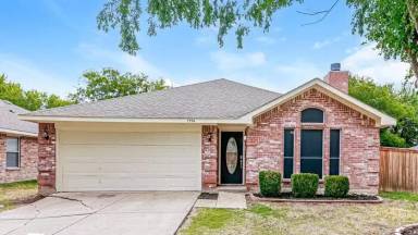 Main picture of 1966 Carrington Dr