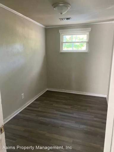 Main picture of 2212 Emily St