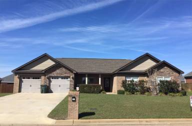 Main picture of 209 Brookwood Dr