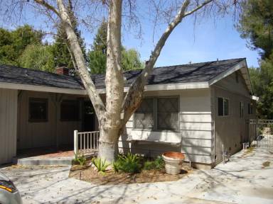 Main picture of 23157 Market St