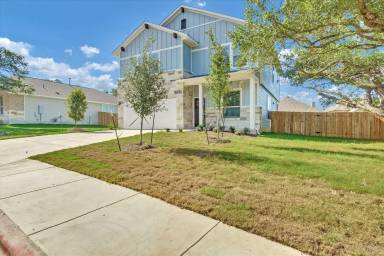 Main picture of 704 Olive Creek Dr