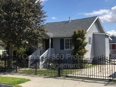 Main picture of 8622 Beach St