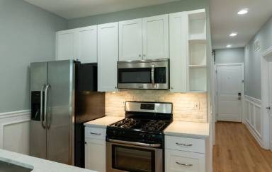 Main picture of 2908 N Dawson Ave