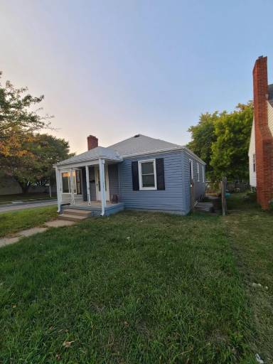 Main picture of 5140 Bedford Ave