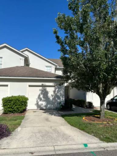 Main picture of 828 Southern Creek Dr