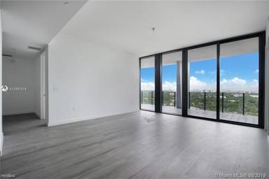 Main picture of Club Residences At Park Grove