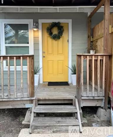 Main picture of 1121 Panama St