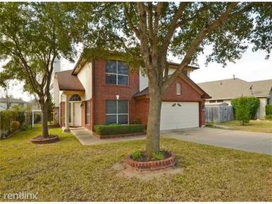 Main picture of 2925 Feathercrest Dr