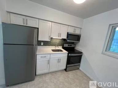 Main picture of 2149 SW 47th St