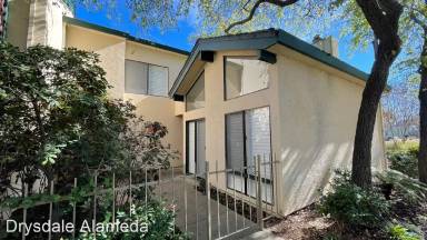 Main picture of 505 Holly Oak Ln