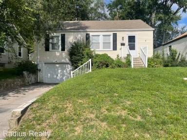 Main picture of 1103 N Rock Hill Rd