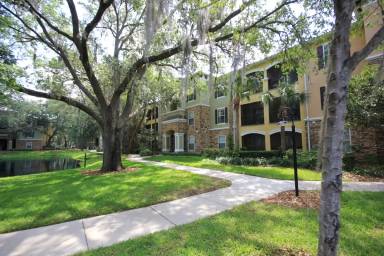 Main picture of 10121 Courtney Palms Blvd