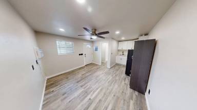 Main picture of 5168 Tipton St