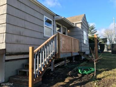 Main picture of 2620 S 56th St