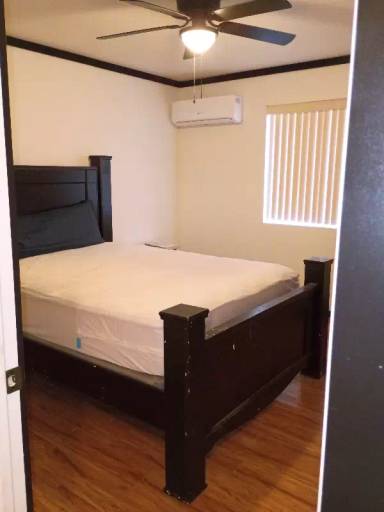 Main picture of 3550 W Hansen