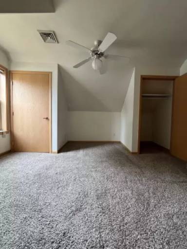 Main picture of 609 W White St