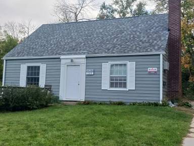 Main picture of 240 Campus Ave