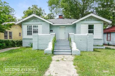 Main picture of 1432 Woodland Ave SW