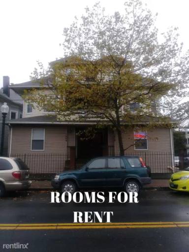 Main picture of 1458 E Main St