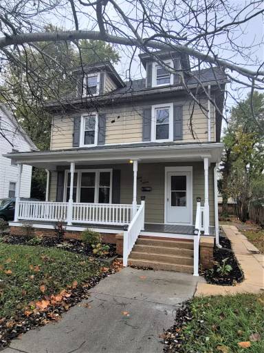 Main picture of 209 W Philadelphia Ave