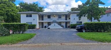 Main picture of 10151 NW 35th St