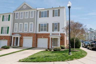 Main picture of 7000 Valerie Anne Dr