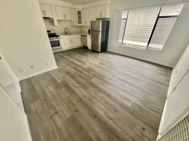 Main picture of 330 Sierra St