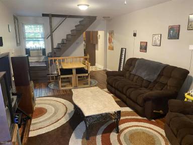 Main picture of 222 Chesterfield Rd