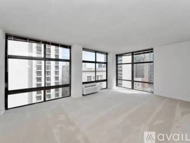 Main picture of 65 East Scott