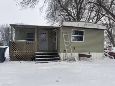 Main picture of 5979 Florence St