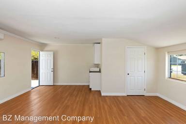 Main picture of 16245 Klamath St