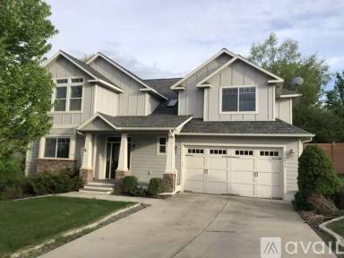 Main picture of 1035 SW Crestview St