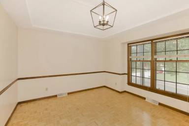 Main picture of 6430 Acuff St