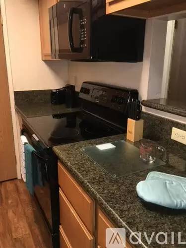 Main picture of Westdale Commons Apartments