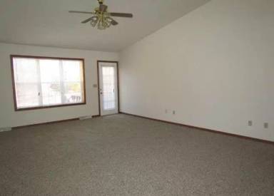 Main picture of 20400 Henry Ln
