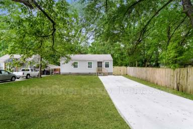 Main picture of 4113 Willowview Ave