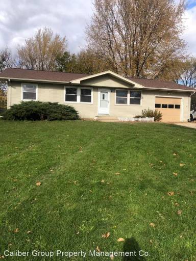 Main picture of 419 W Ridgeway Ave