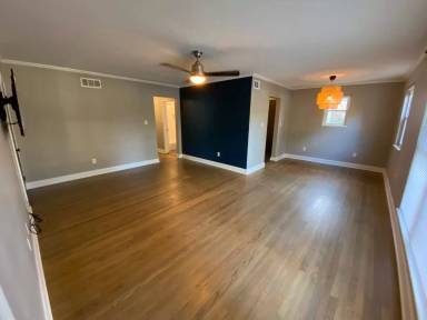Main picture of 53 E 66th St