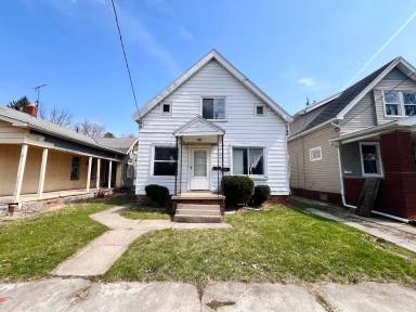 Main picture of 3010 Warsaw St